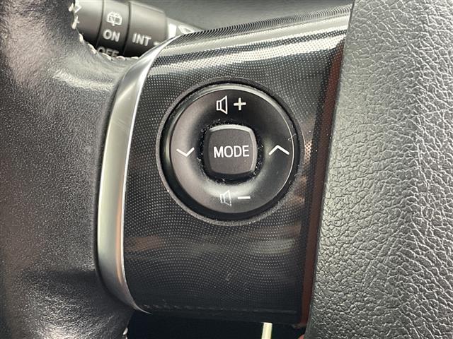 Toyota Sienta 11
