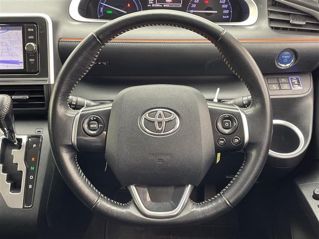 Toyota Sienta 8
