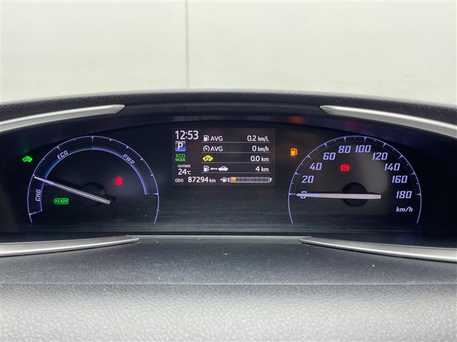 Toyota Sienta 9