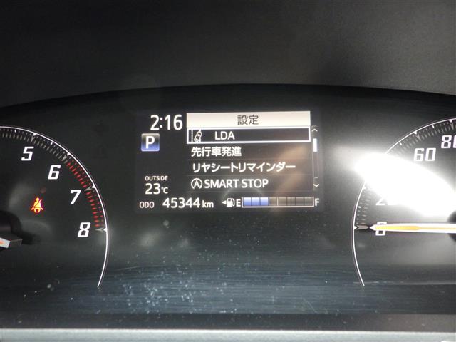 Toyota Sienta 12