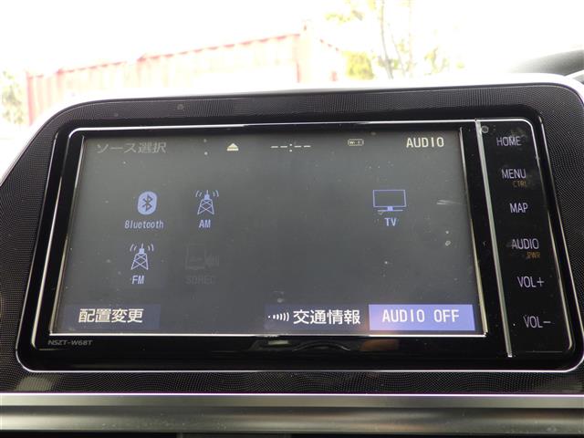 Toyota Sienta 6