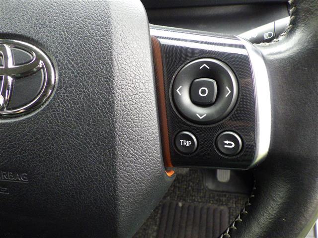 Toyota Sienta 10