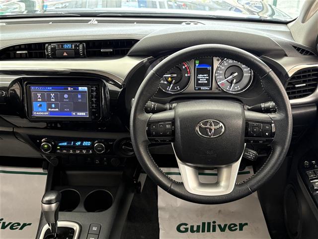 Toyota Hilux 5