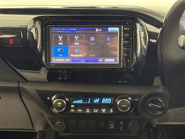 Toyota Hilux 7