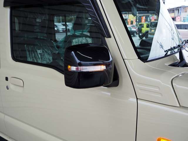 Suzuki Jimny Nomade 10