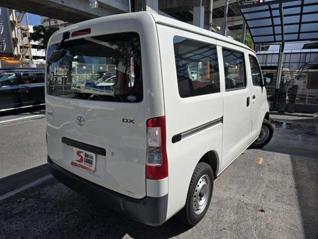 Toyota Town Ace Van 6
