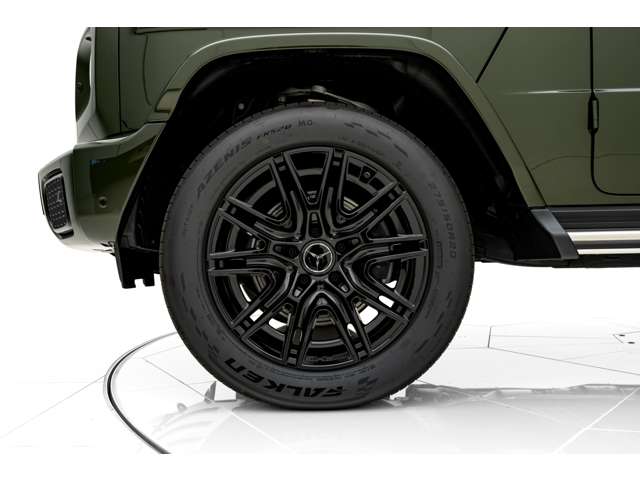 Mercedes-Benz G-Class 12