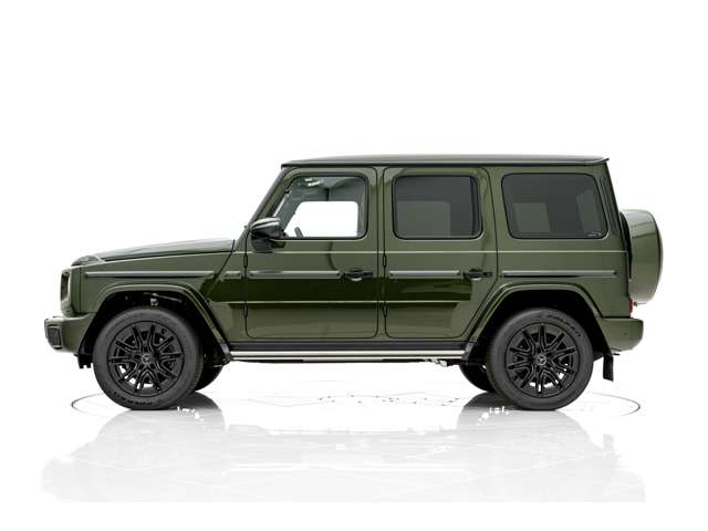 Mercedes-Benz G-Class 4