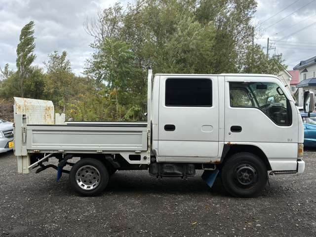 Isuzu Elf 4