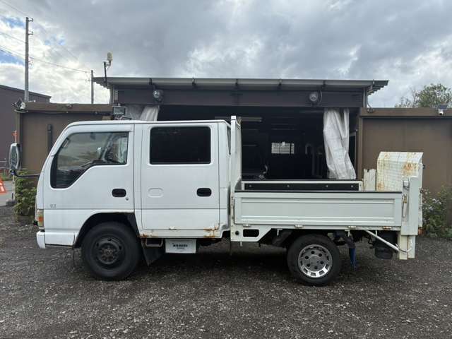 Isuzu Elf 8