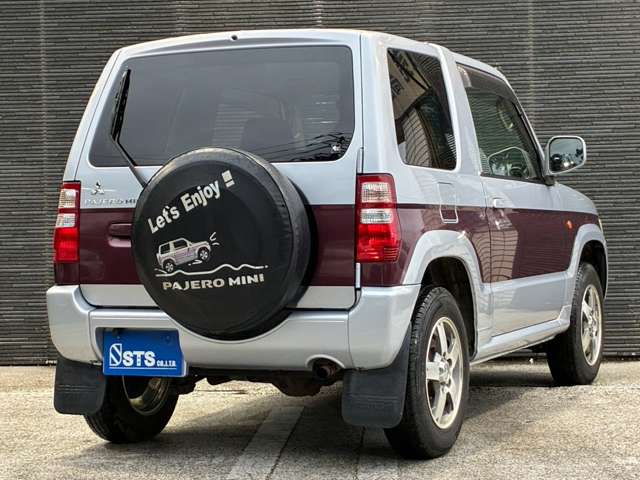 Mitsubishi Pajero Mini 12