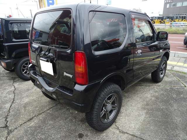 Suzuki Jimny 4