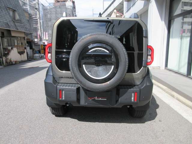 Toyota Land Cruiser FJ 4