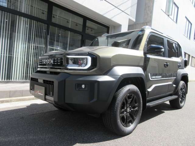 Toyota Land Cruiser FJ 5