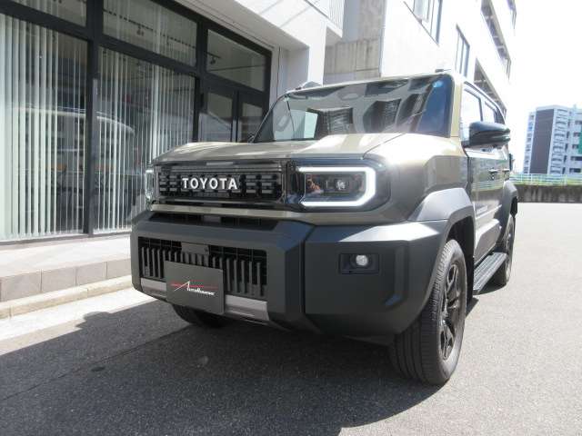Toyota Land Cruiser FJ 7