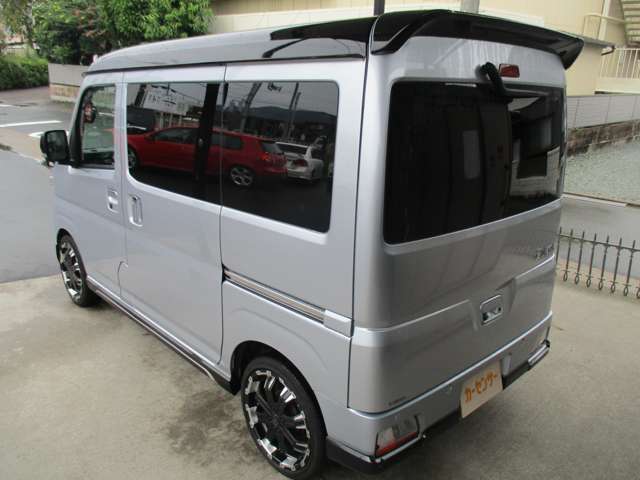 Daihatsu Atrai 5