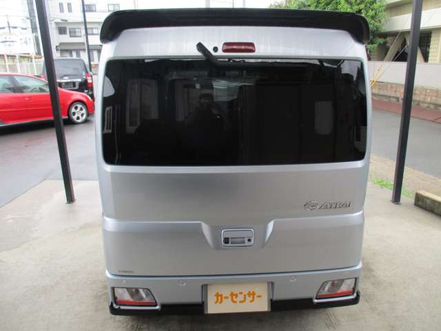 Daihatsu Atrai 6