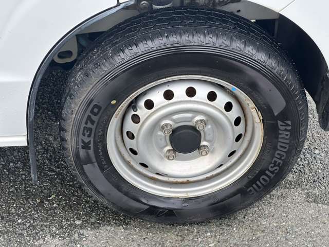 Nissan NV100 Clipper 12
