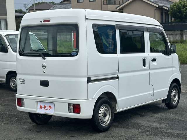 Nissan NV100 Clipper 4