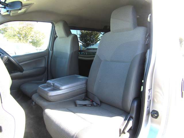 Nissan NV350 Caravan 7