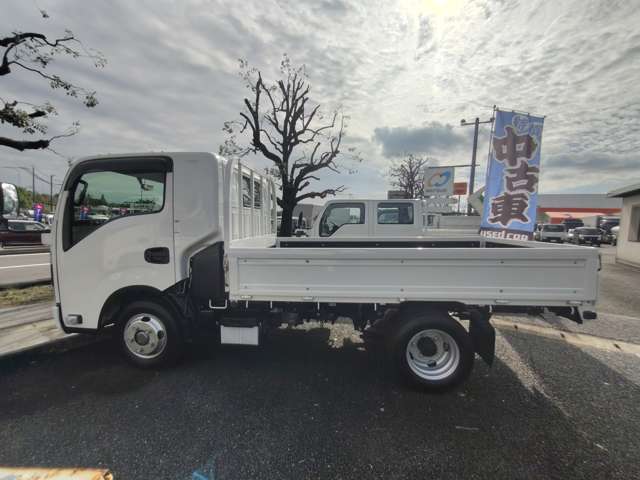Isuzu Elf 12