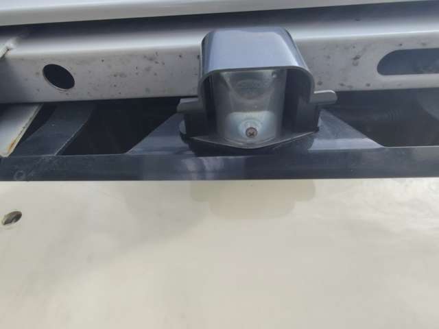 Isuzu Elf 10