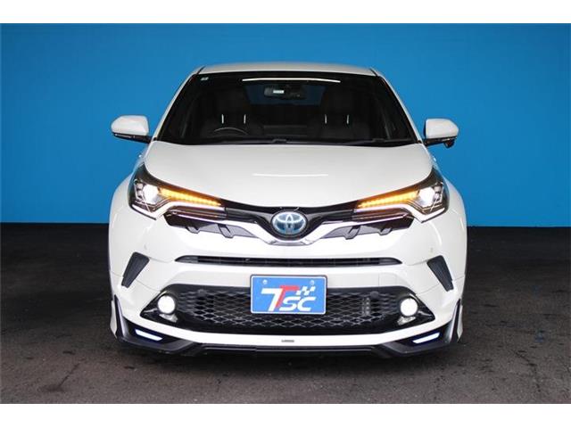 Toyota C-HR 6