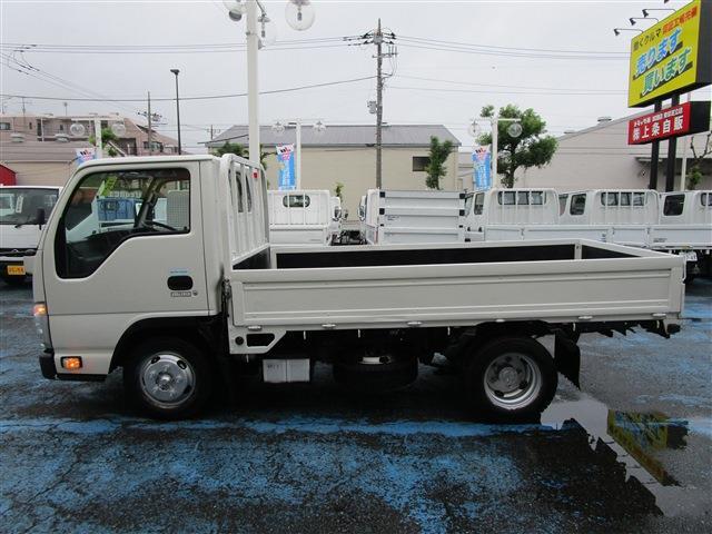 Isuzu Elf 3