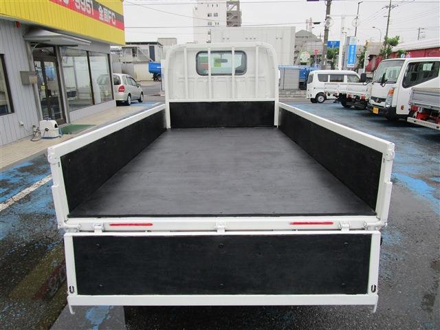 Isuzu Elf 5