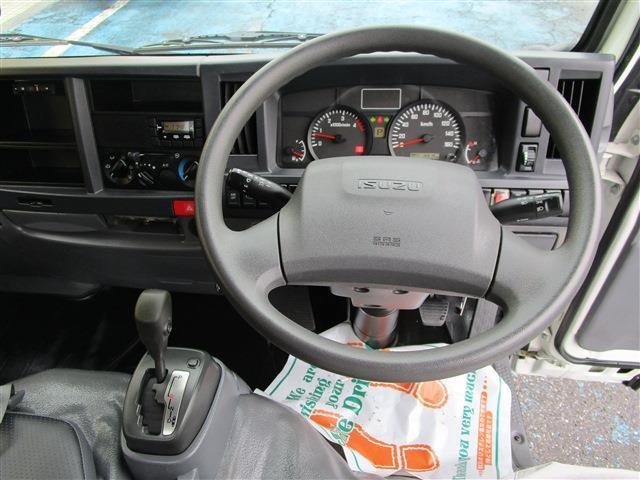 Isuzu Elf 9