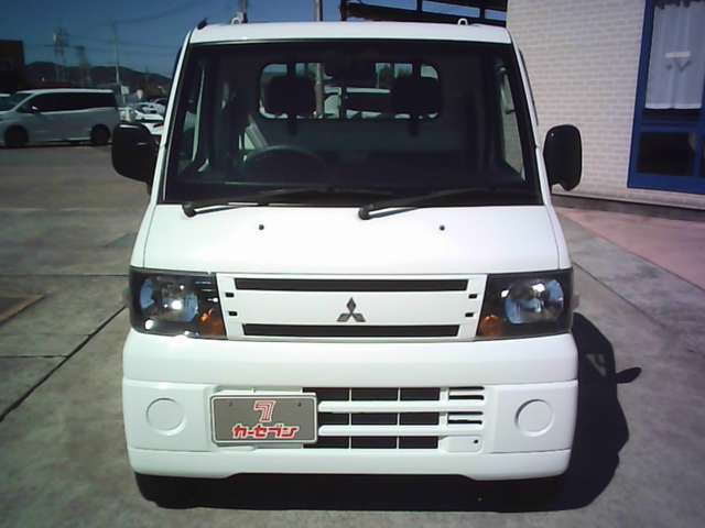 Mitsubishi Minicab Truck 2
