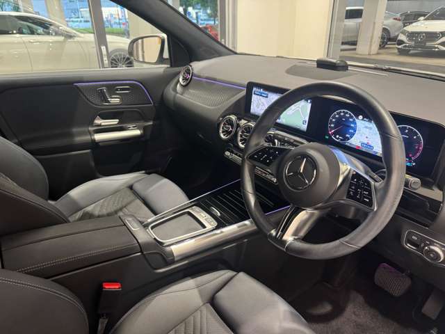 Mercedes-Benz GLA-Class 6