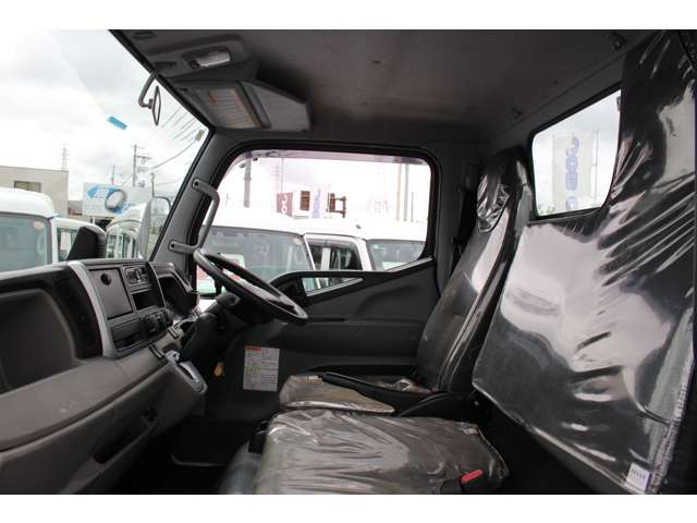 Mitsubishi Fuso Canter 5