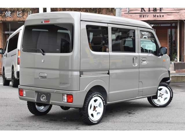 Suzuki Every 9