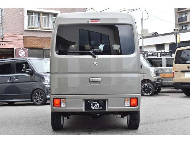 Suzuki Every 10