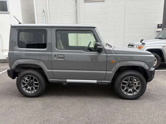 Suzuki Jimny 4