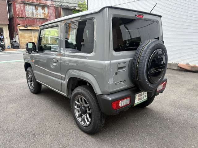 Suzuki Jimny 6