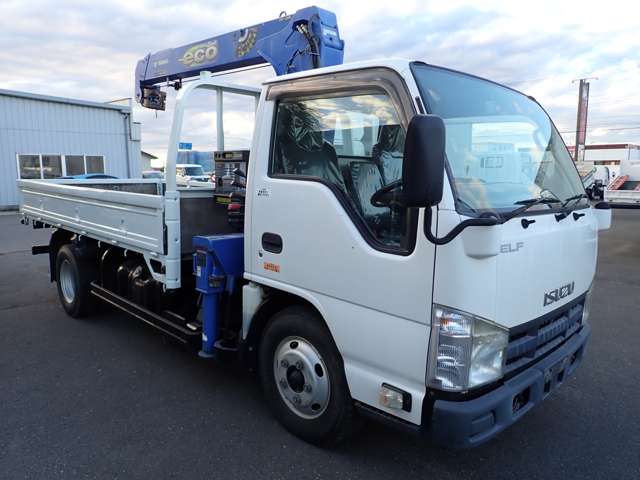 Isuzu Elf 4