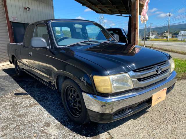 Toyota Hilux 12