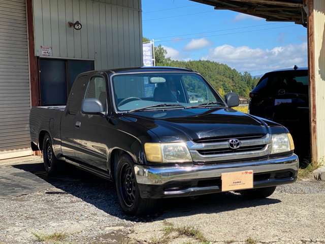 Toyota Hilux 9