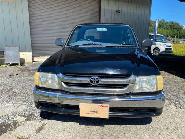 Toyota Hilux 11