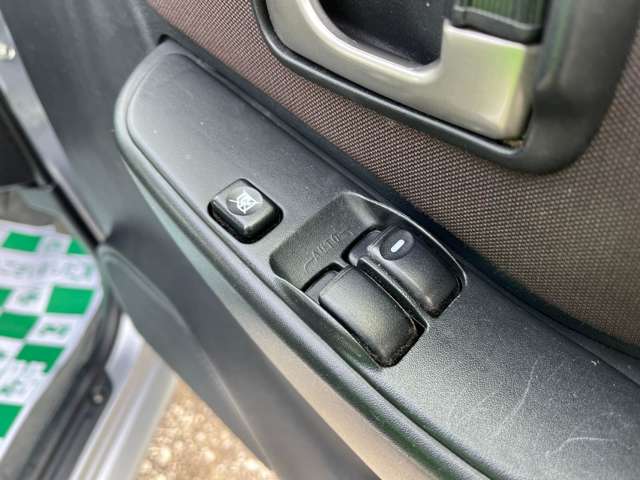 Mitsubishi Pajero Mini 6