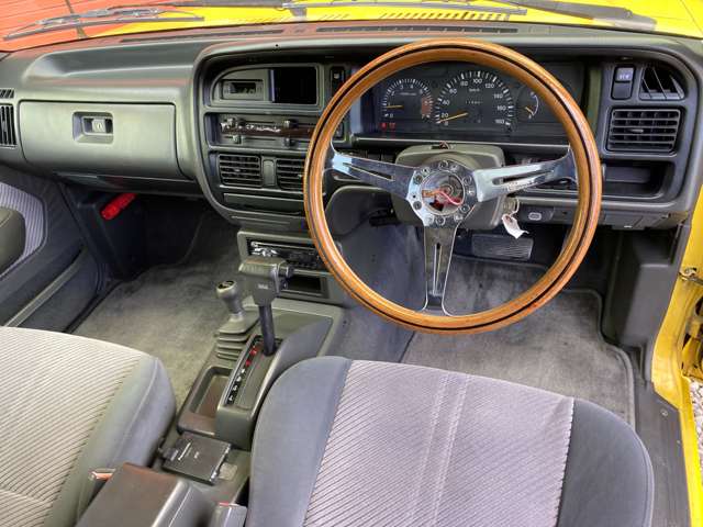 Mazda Proceed 12