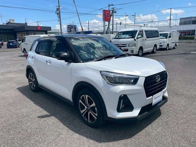 Daihatsu Rocky 3