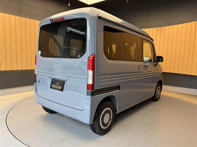 Honda N-VAN 9