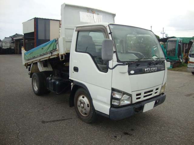 Isuzu Elf 6