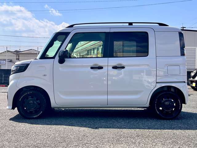 Suzuki Spacia Base 4