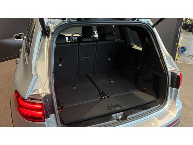 Mercedes-Benz GLB 9
