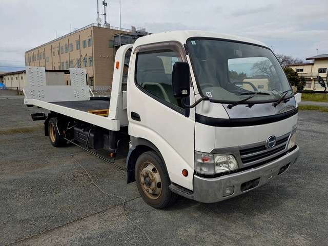 Hino Dutro 5