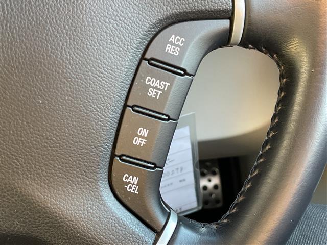 Mitsubishi Pajero 10